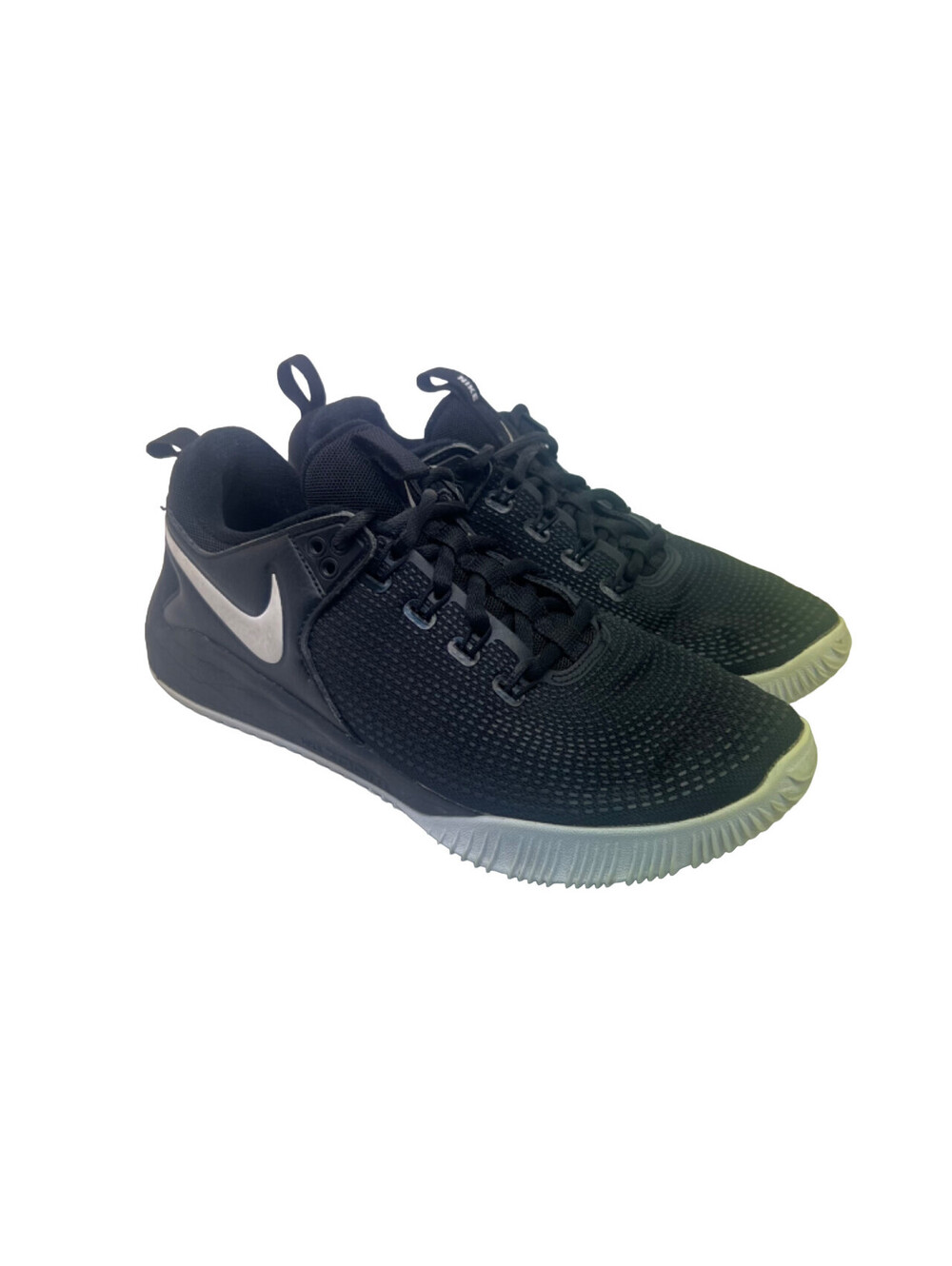 Nike Women's Zoom HyperAce 2 Athletic Volleyball Sneakers Black/White Size 9M